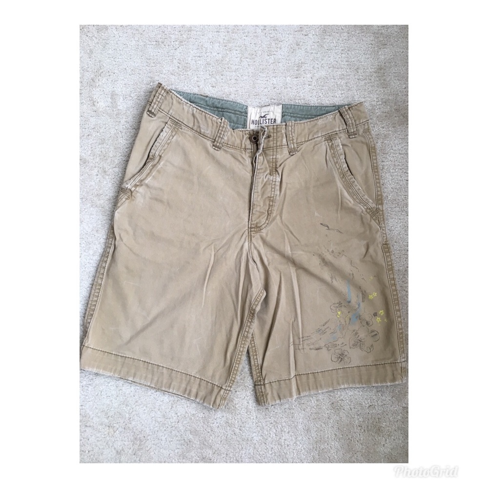 Hollister Men’s short in size 32